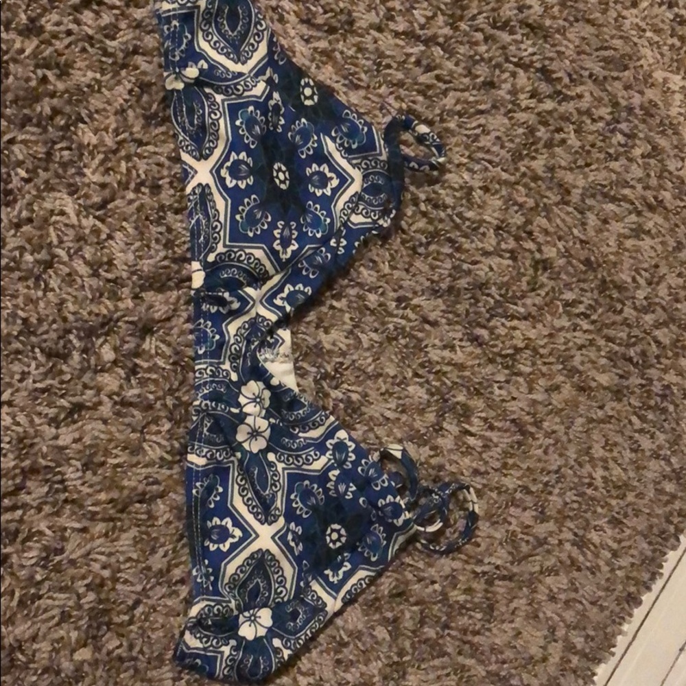 Blue beach riot bikini top